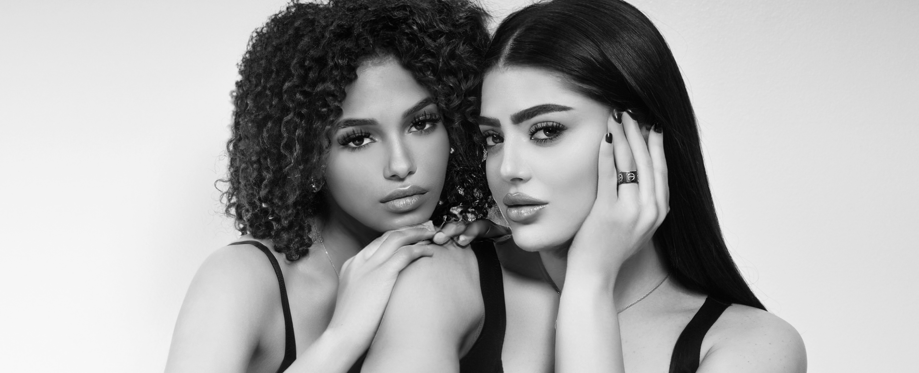 slider image slider_item_QhQWMT